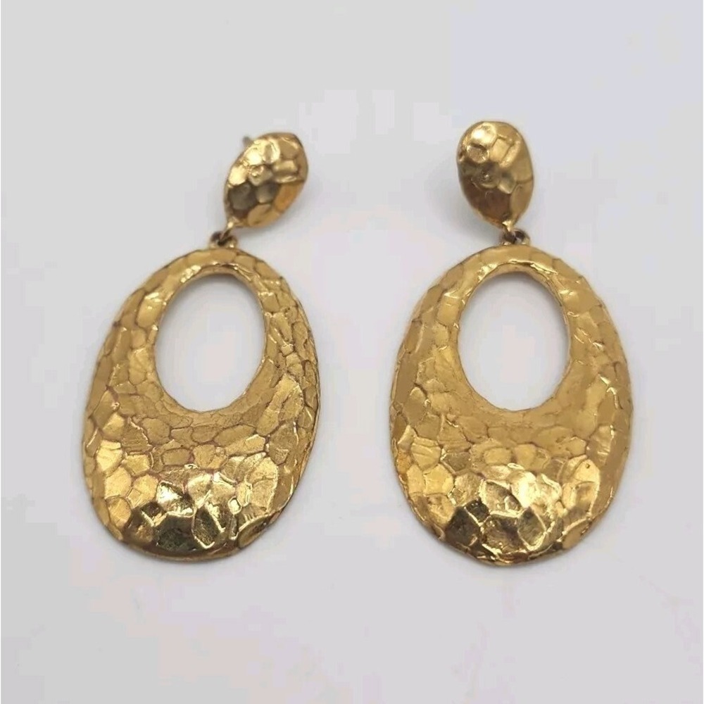 Vintage Bellezza Italy Hammered Gold Tone Dangle Oval Designer Pierced Earrings - Picture 2 of 11